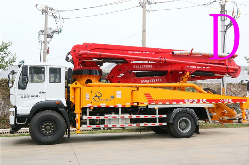 青島小型混凝土泵車價(jià)格 (7)