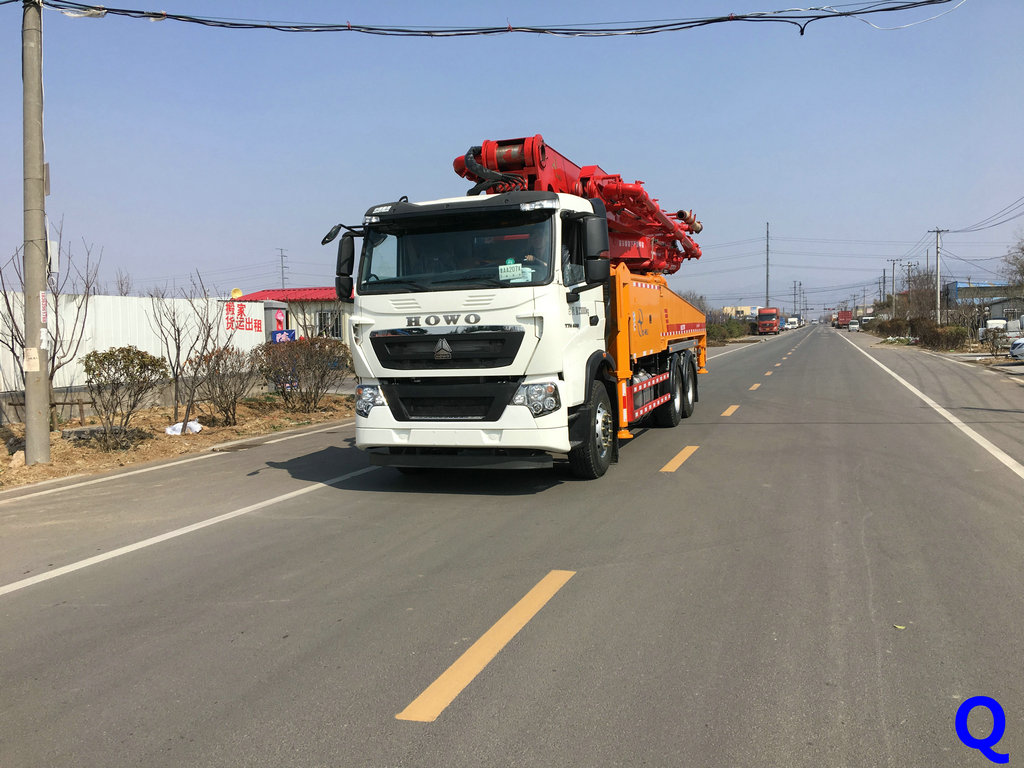 小型混凝土泵車，科尼樂，天泵，小型泵車