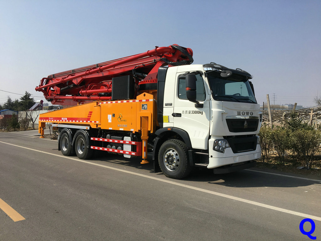 小型混凝土泵車 天泵 小型泵車 混凝土泵