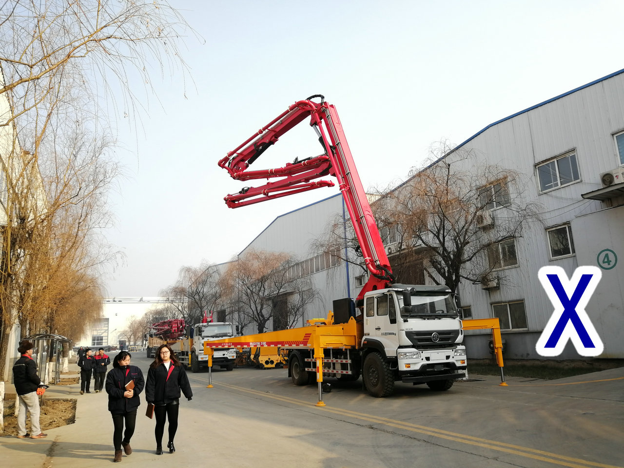 青島小型混凝土泵車價(jià)格 (13)